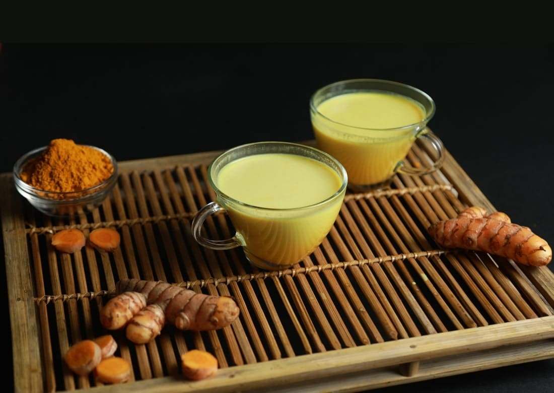 Tapri Gujarat Haldi Doodh